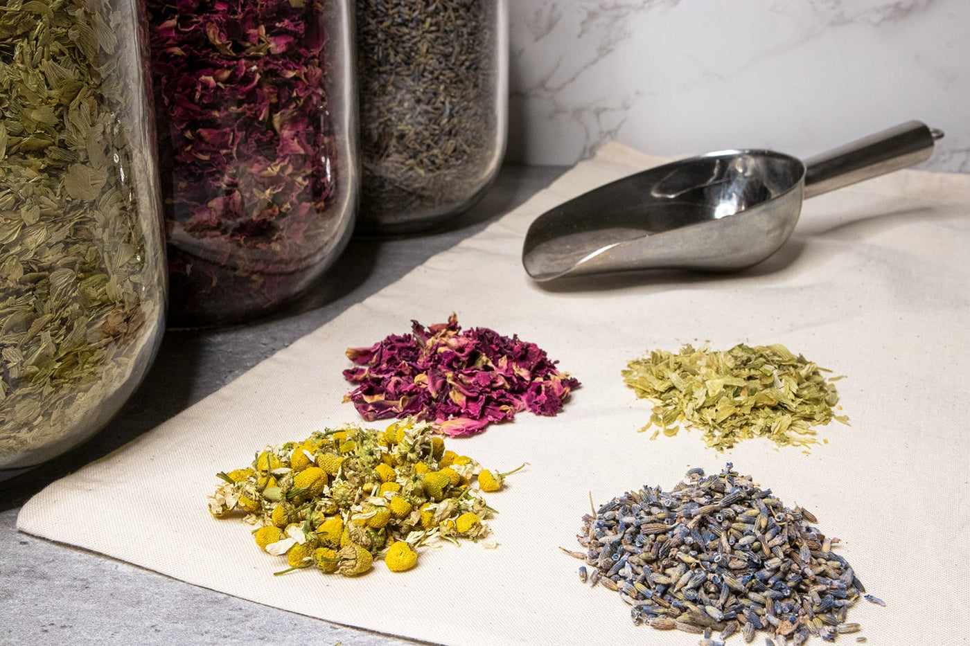 Your Guide to DIY Cooling Herbal Compresses