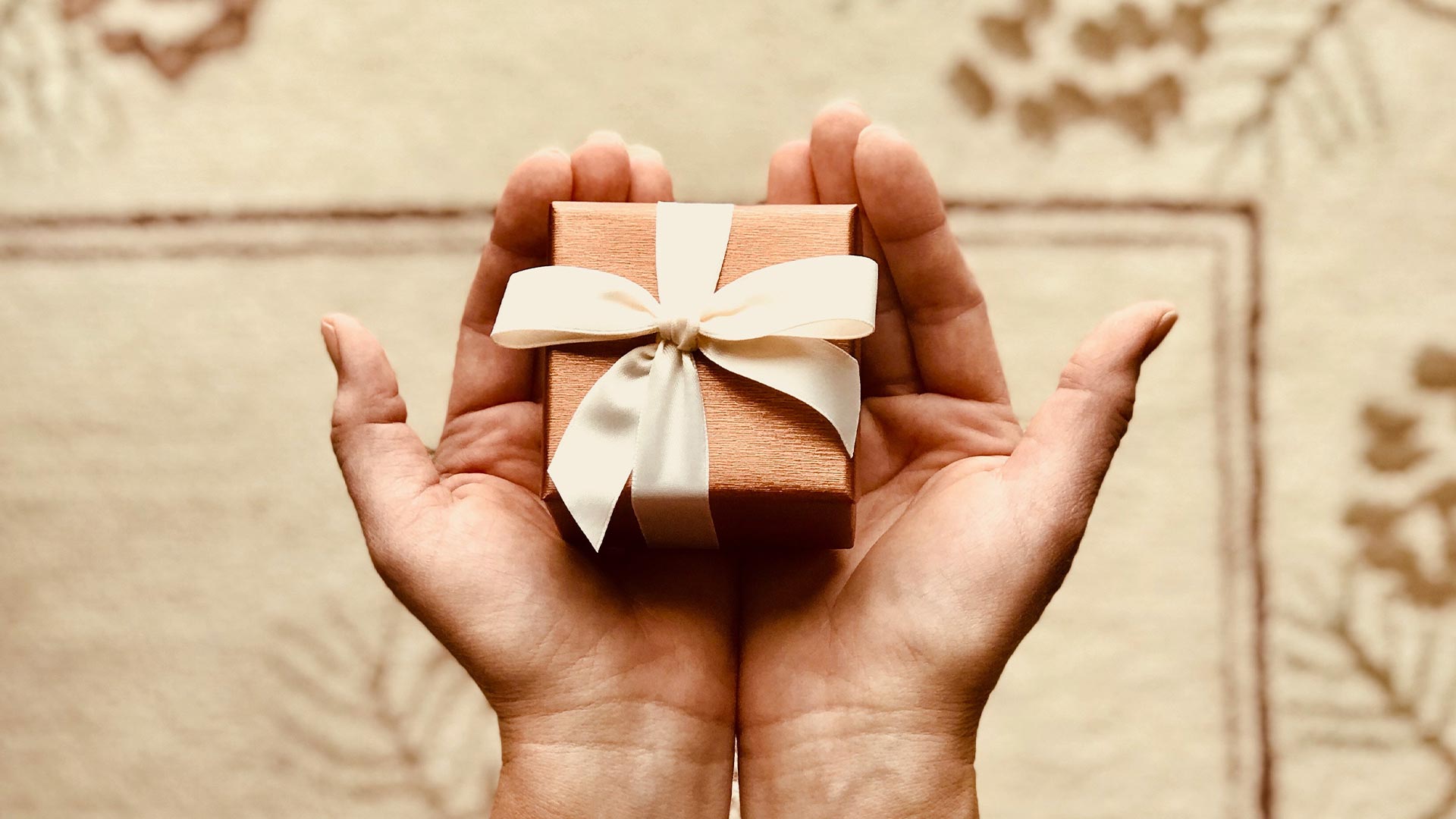 Wellness Gift Hampers – Natural Self-Care Sets