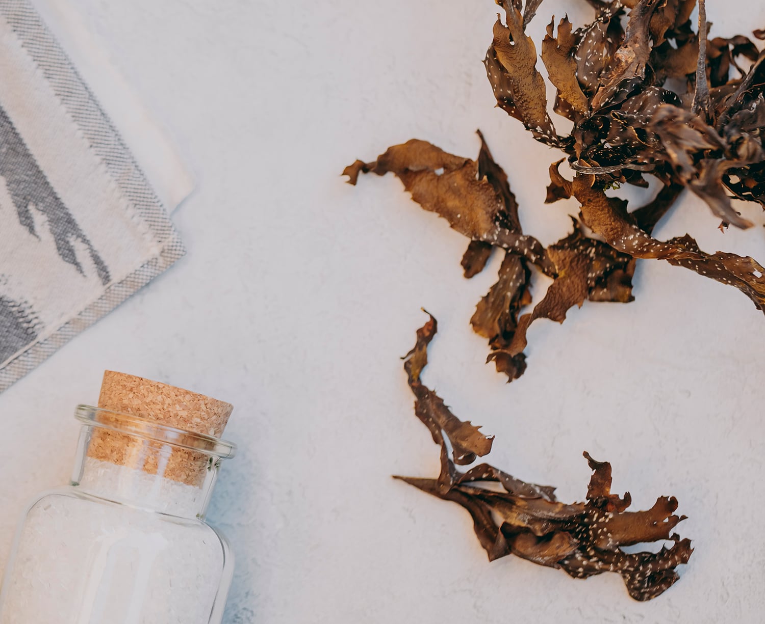 Seaweed Baths & Natural Body Scrubs for Smooth Skin